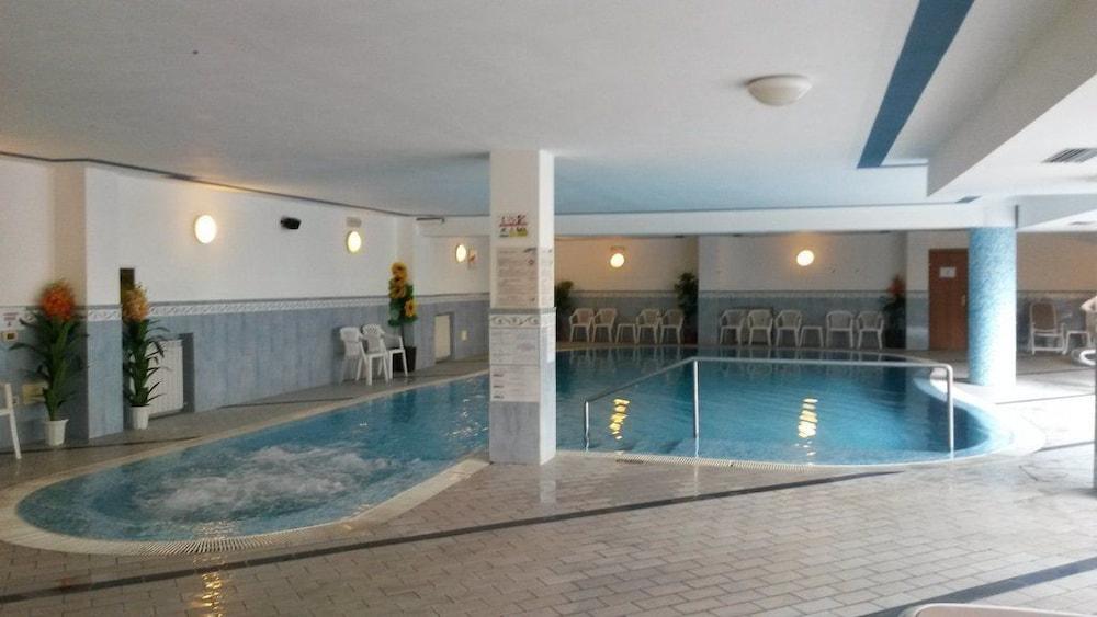 Hotel Garda Bellevue Лимоне сул Гарда Екстериор снимка