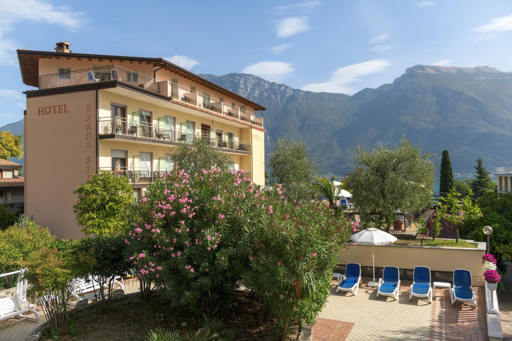 Hotel Garda Bellevue Лимоне сул Гарда Екстериор снимка