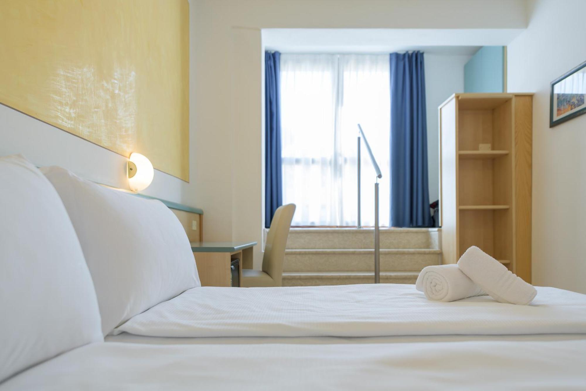 Hotel Garda Bellevue Лимоне сул Гарда Екстериор снимка